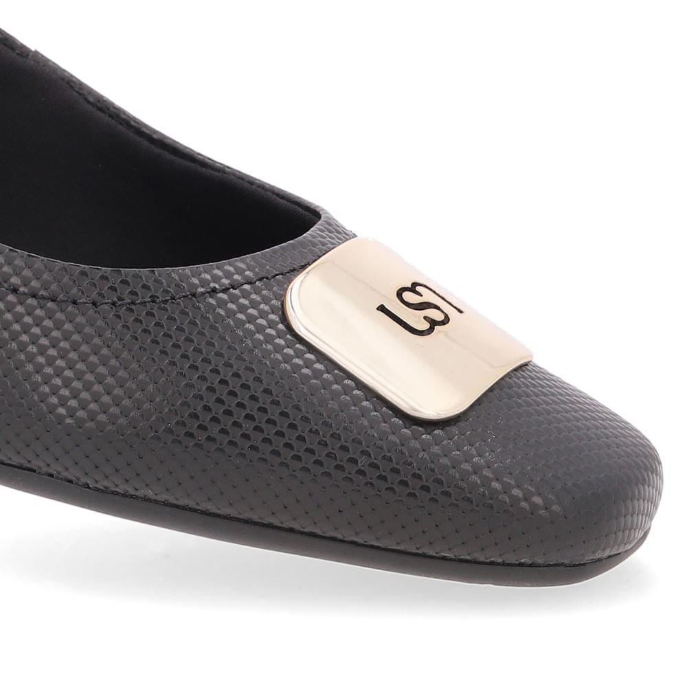 Scarpin Couro Preto Bico Quadrado Preto 4