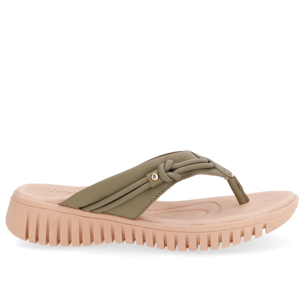Chinelo Verde Couro Tira Enfeite