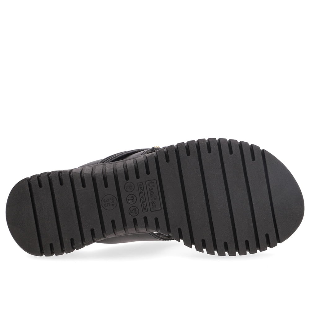 Chinelo Preto Couro Tira Enfeite Preto 5
