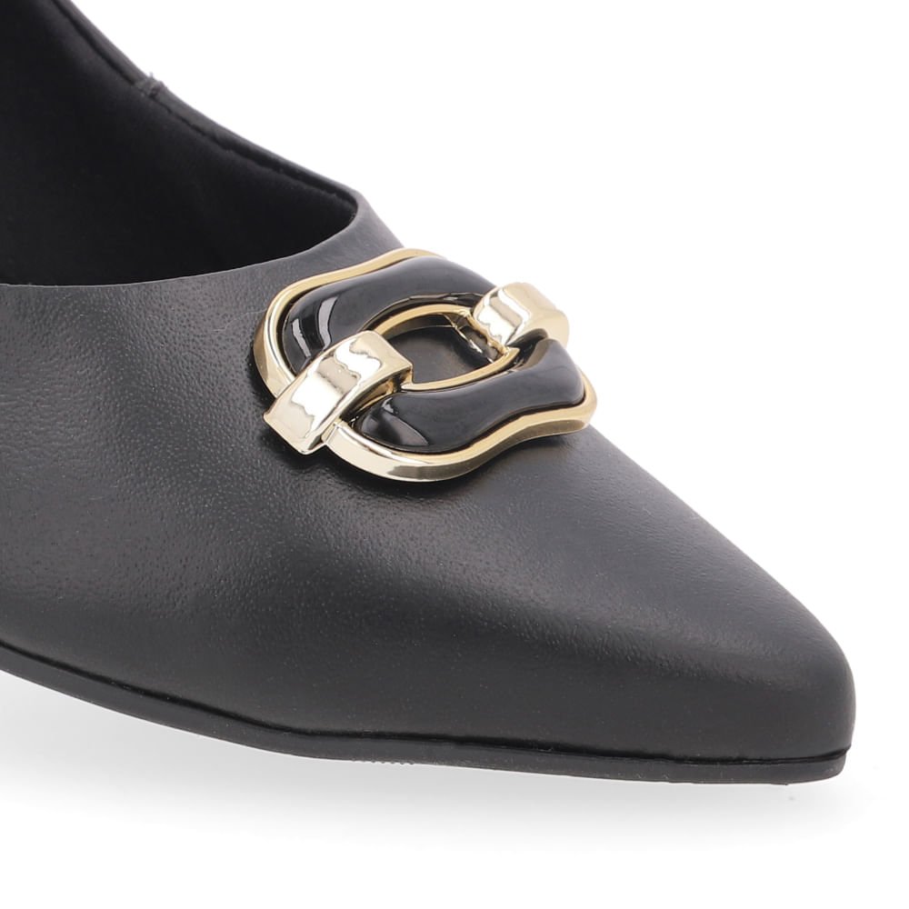 Scarpin Couro Preto Bico Fino Preto 4