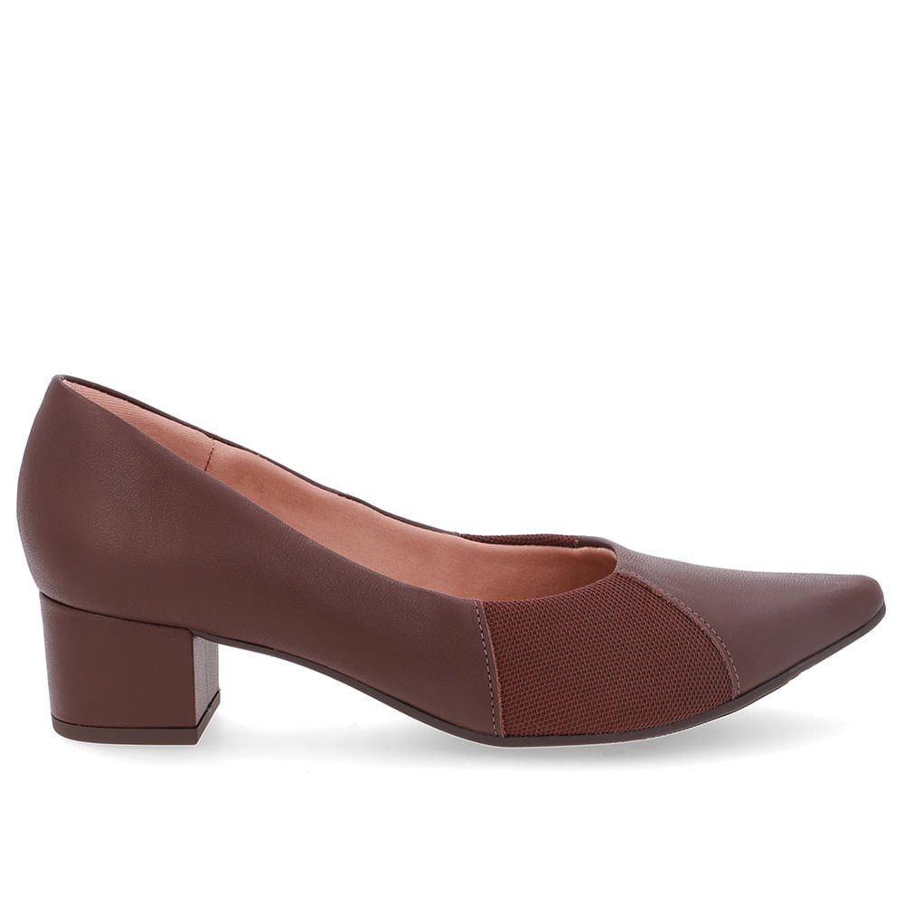 Scarpin Couro Marrom Bico Fino Lateral Tecido