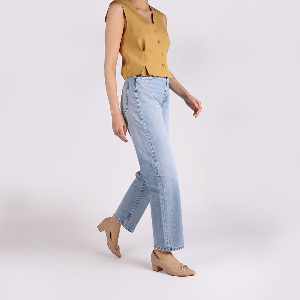 Scarpin Couro Bege Bico Fino Bege 4