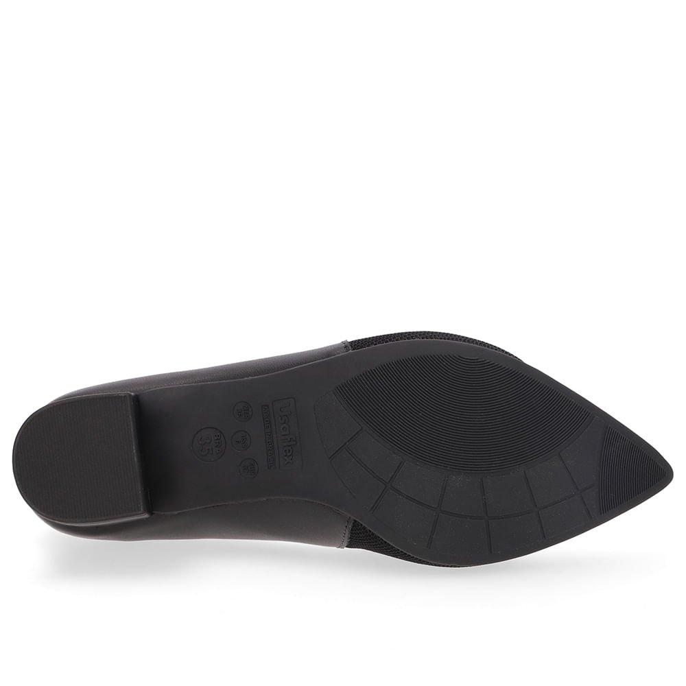 Scarpin Couro Preto Bico Fino Lateral Tecido Preto 5