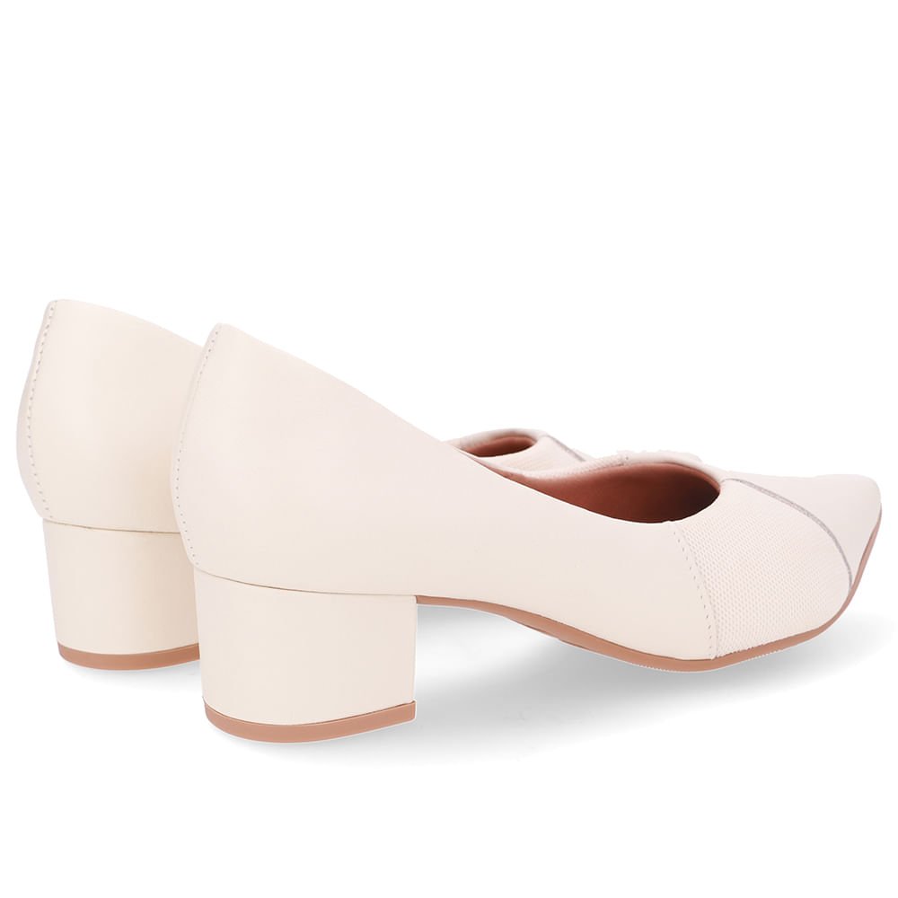 Scarpin Couro Branco Marfim Bico Fino Lateral Tecido Marfim 3