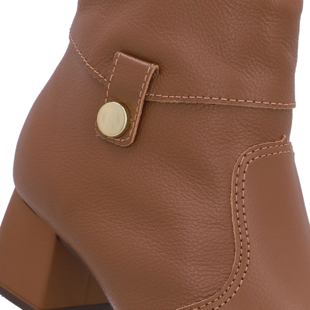 Bota Marrom Couro Bico Redondo Marrom 4
