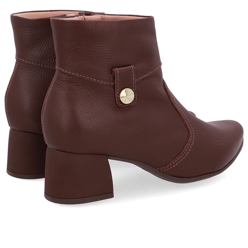 Bota Marrom Couro Bico Redondo Marrom 3
