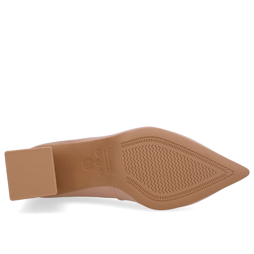 Scarpin Bege Bico Fino Couro Bege 5
