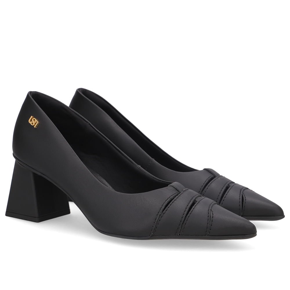 Scarpin Preto Bico Fino Recortes Preto 2