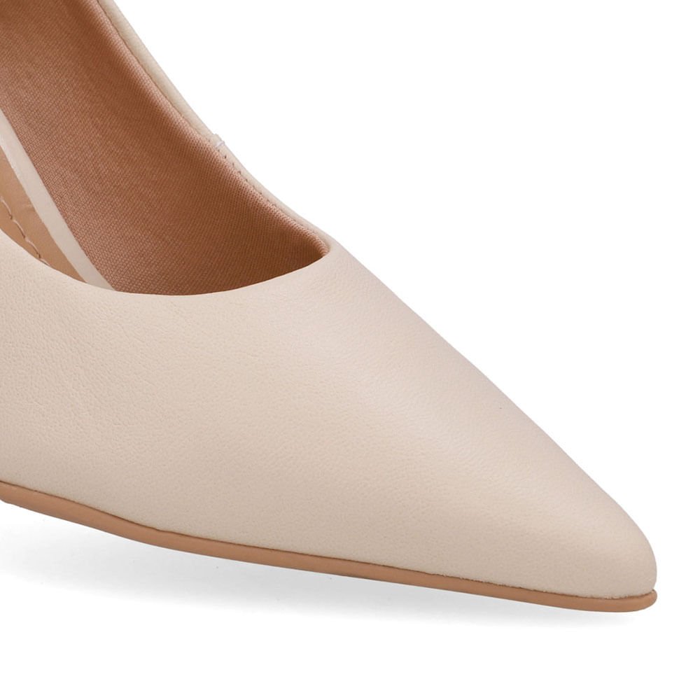 Scarpin Bege Bico Fino Couro Bege 4