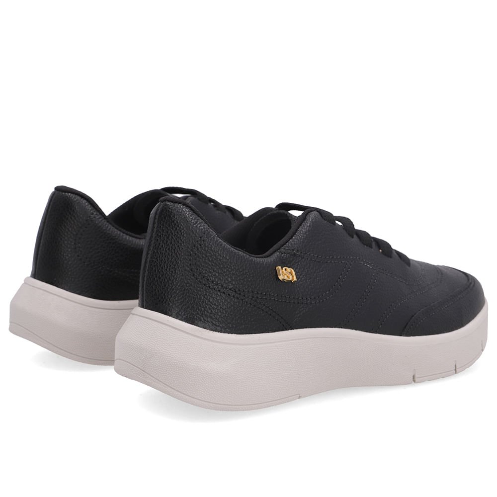 Tênis Slip On Preto Couro Costura Enfeite Preto 3