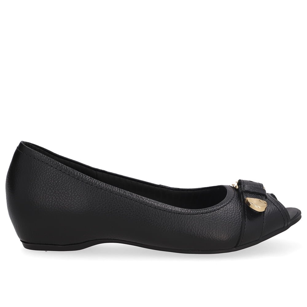 Peep Toe Salto Embutido Preto Couro Fivela