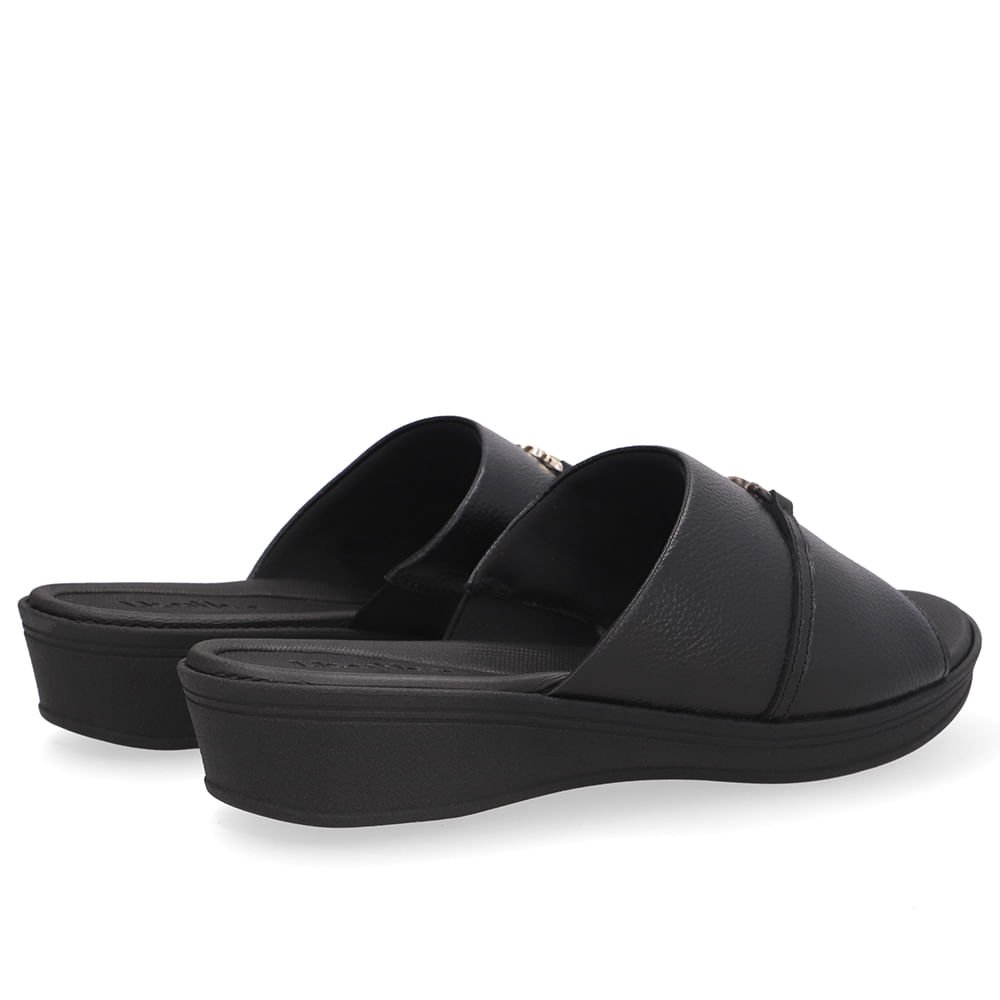 Tamanco Couro Preto Monograma Preto 3