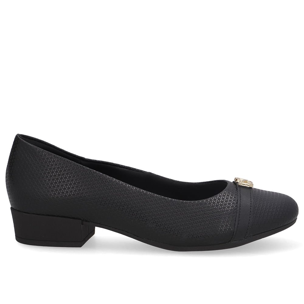Scarpin Preto Salto Bloco Couro Monograma