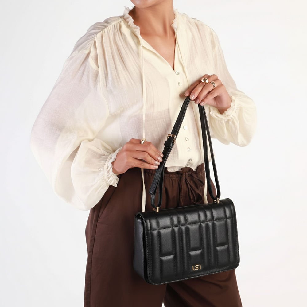 Bolsa Baguete Couro Preta Matelassê Preto 5