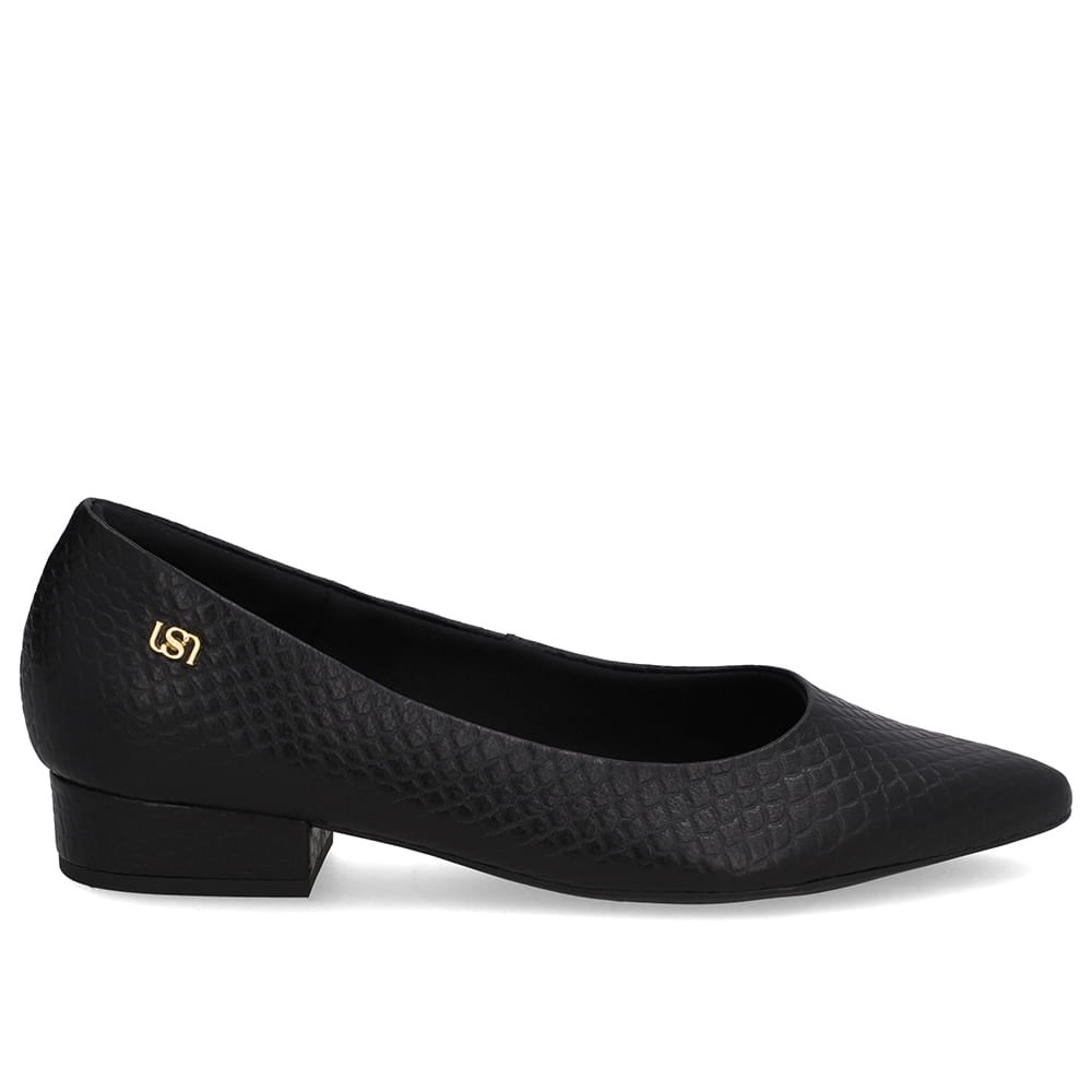 Scarpin Couro Preto Básico