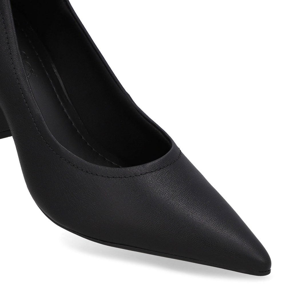 Scarpin Preto Salto Bloco Couro Bico Fino Preto 4