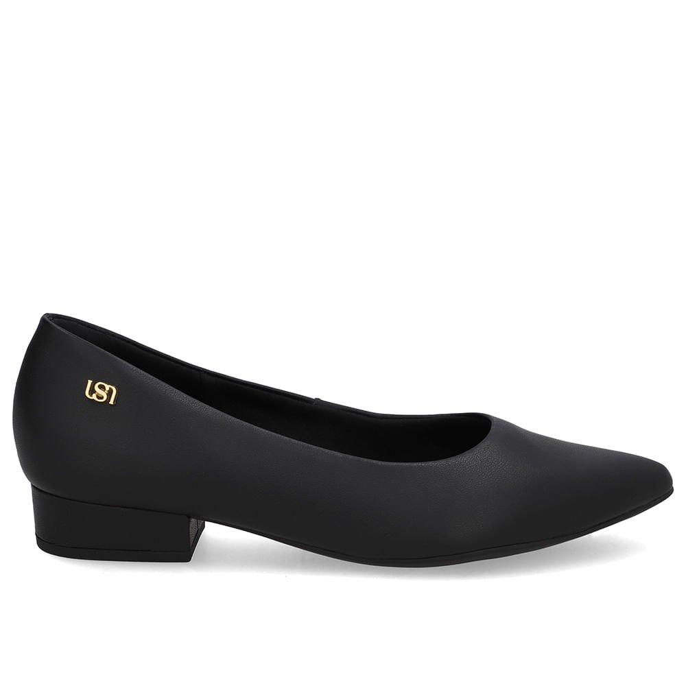 Scarpin Couro Preto Básico