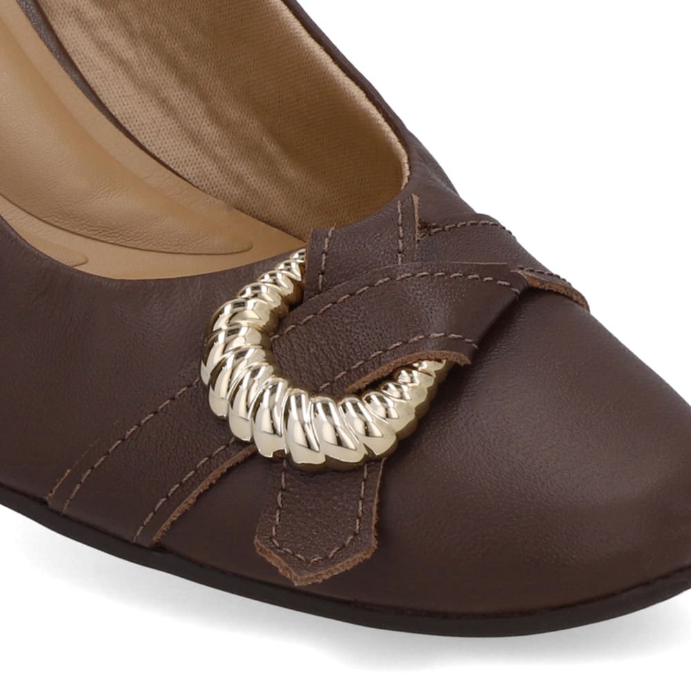 Slingback Couro Marrom Pinhão Salto Bloco Enfeite Pinhão 4