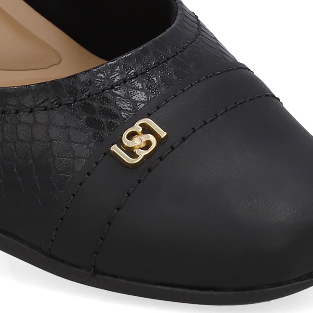 Scarpin Couro Preto Bico Quadrado Preto 4