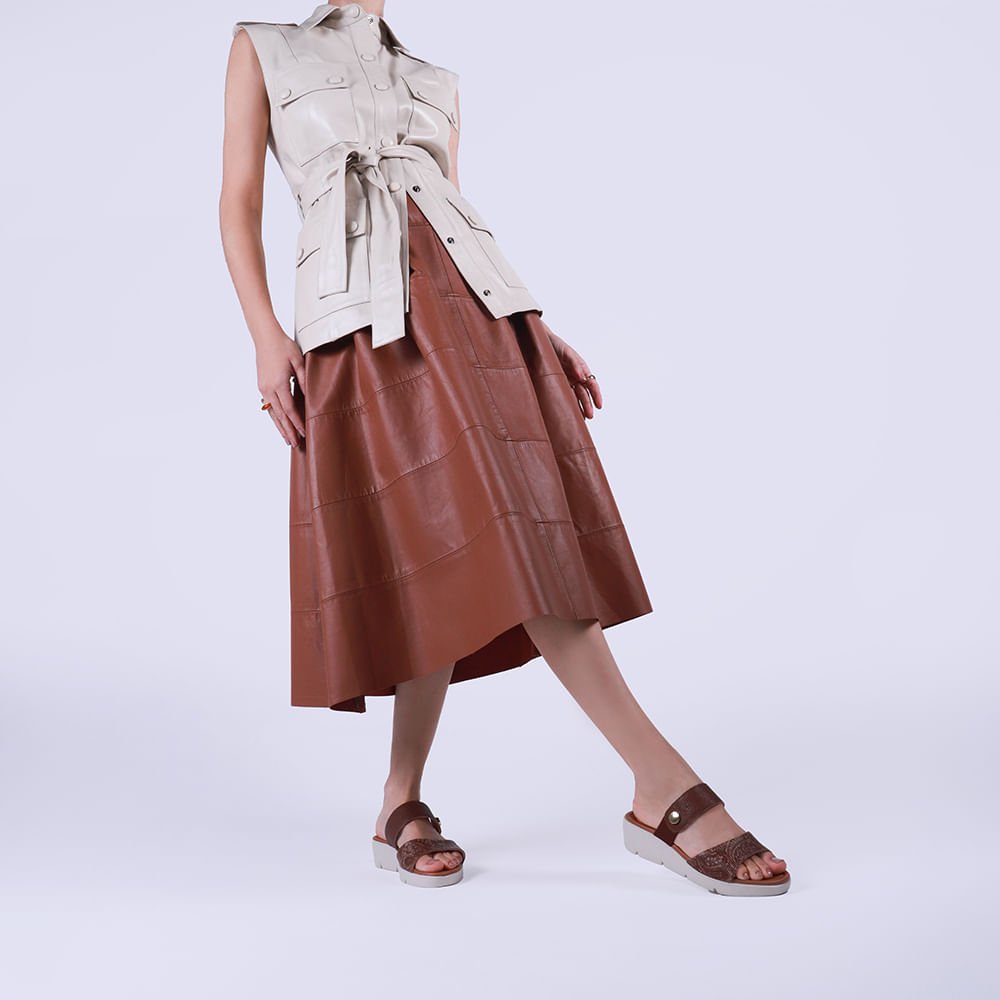 Tamanco Marrom Couro Bico Redondo Boho Marrom 4