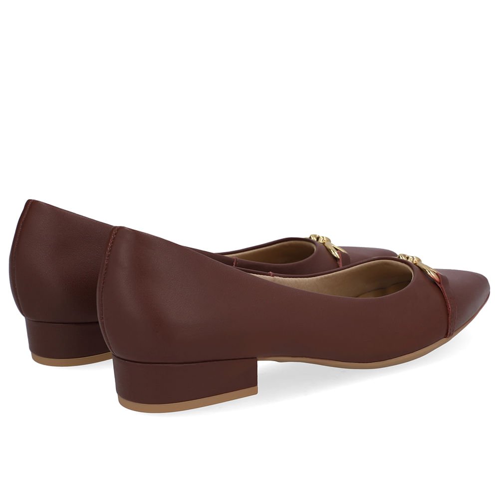Scarpin Vermelho Bico Fino Enfeite Top Marrom 3