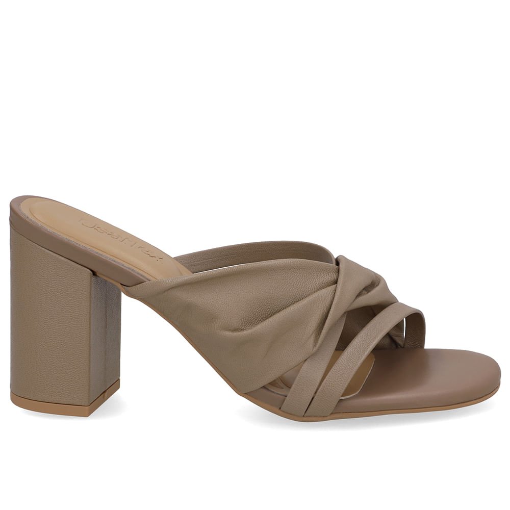 Tamanco Marrom Couro Torcido