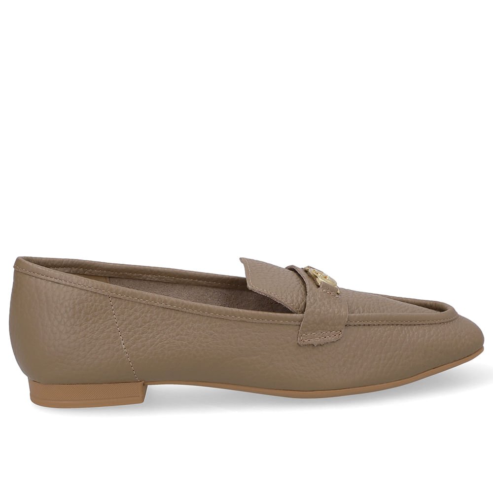 Loafer Couro Marrom Enfeite Monograma