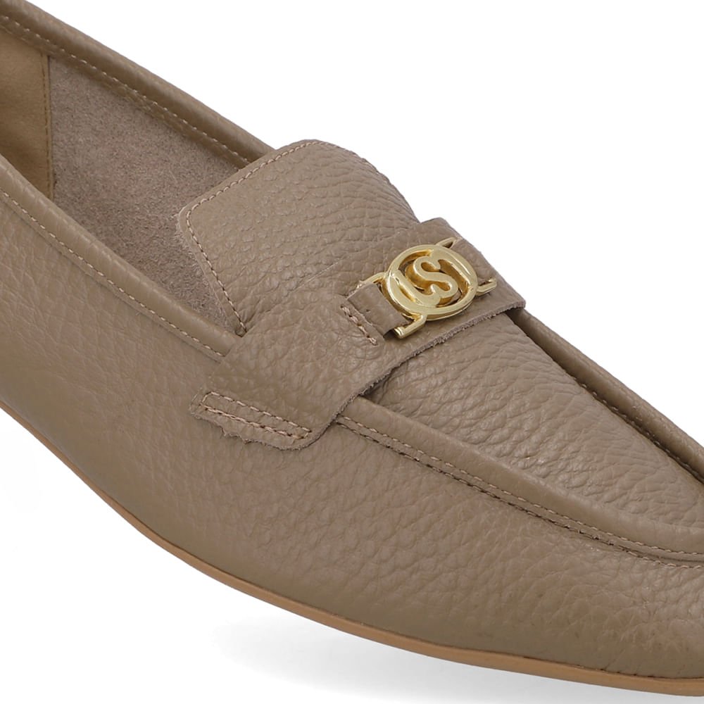 Loafer Couro Marrom Enfeite Monograma Marrom 4
