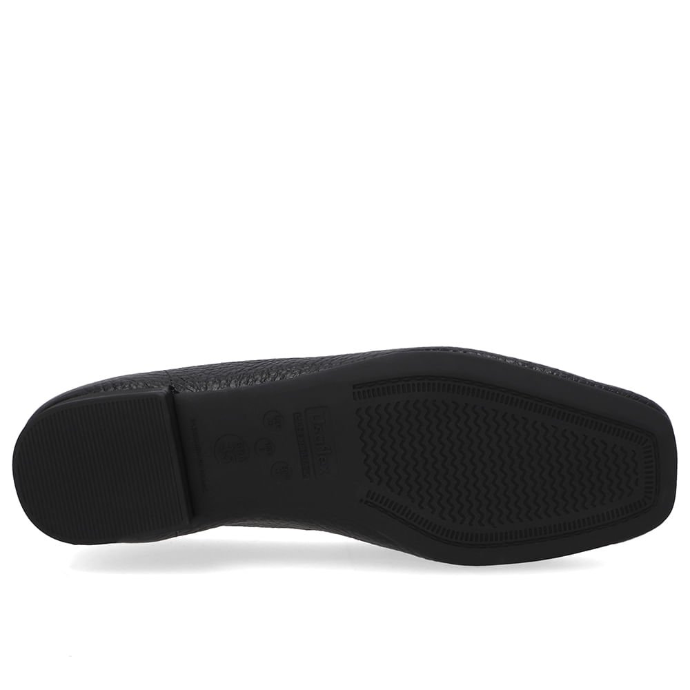 Loafer Couro Preto Enfeite Monograma Preto 5