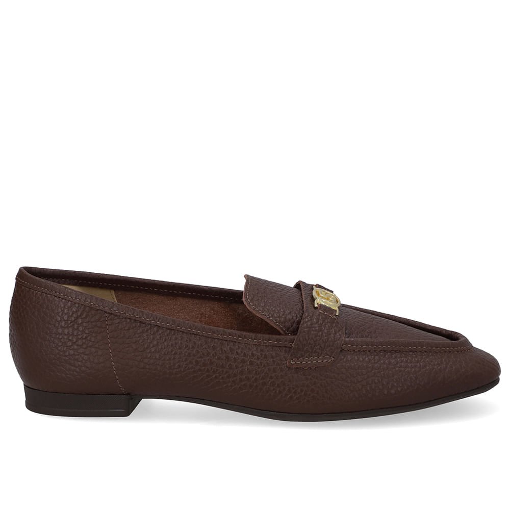 Loafer Couro Marrom Pinhão Enfeite Monograma