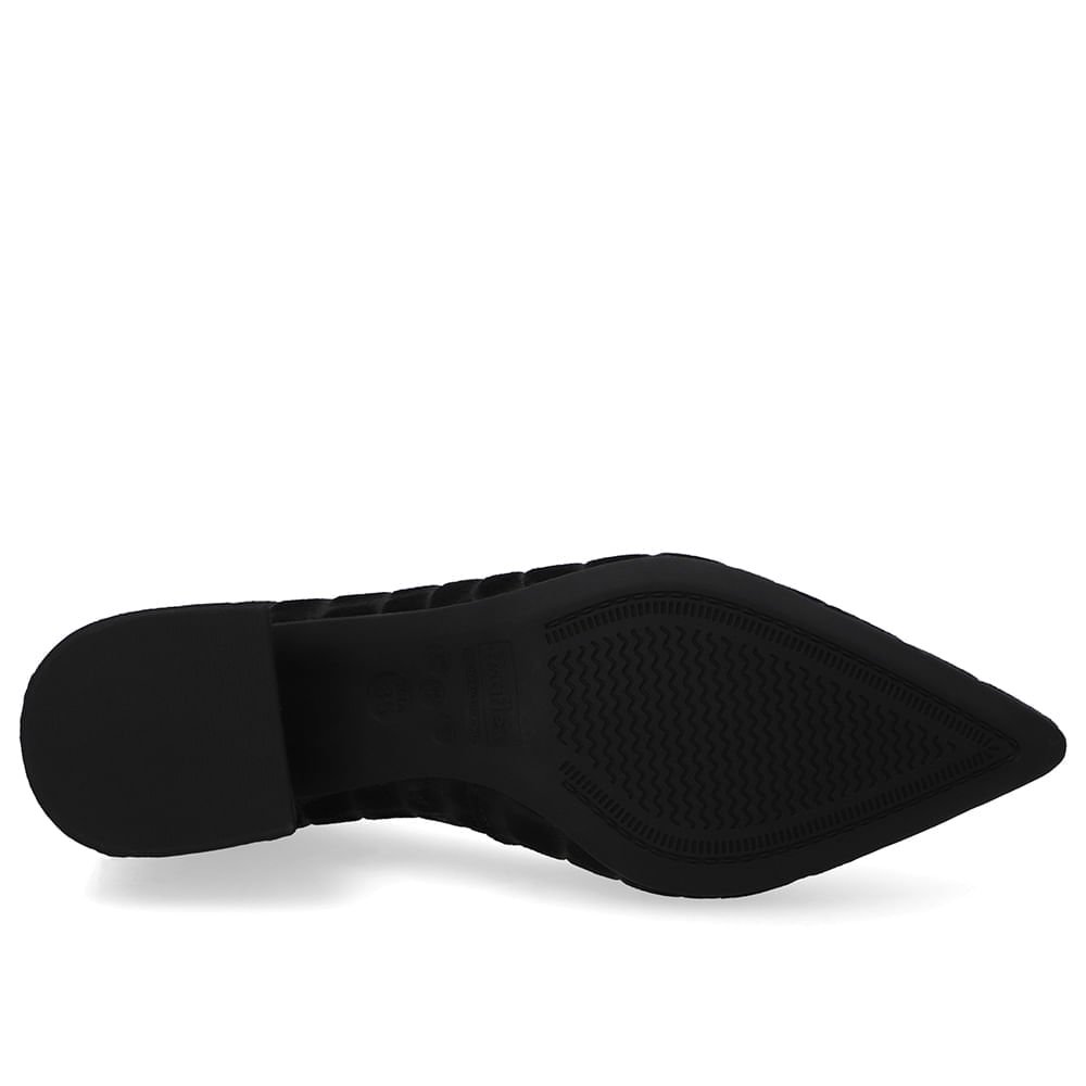 Scarpin Preto Bico Fino Croco Camurça Preto 5