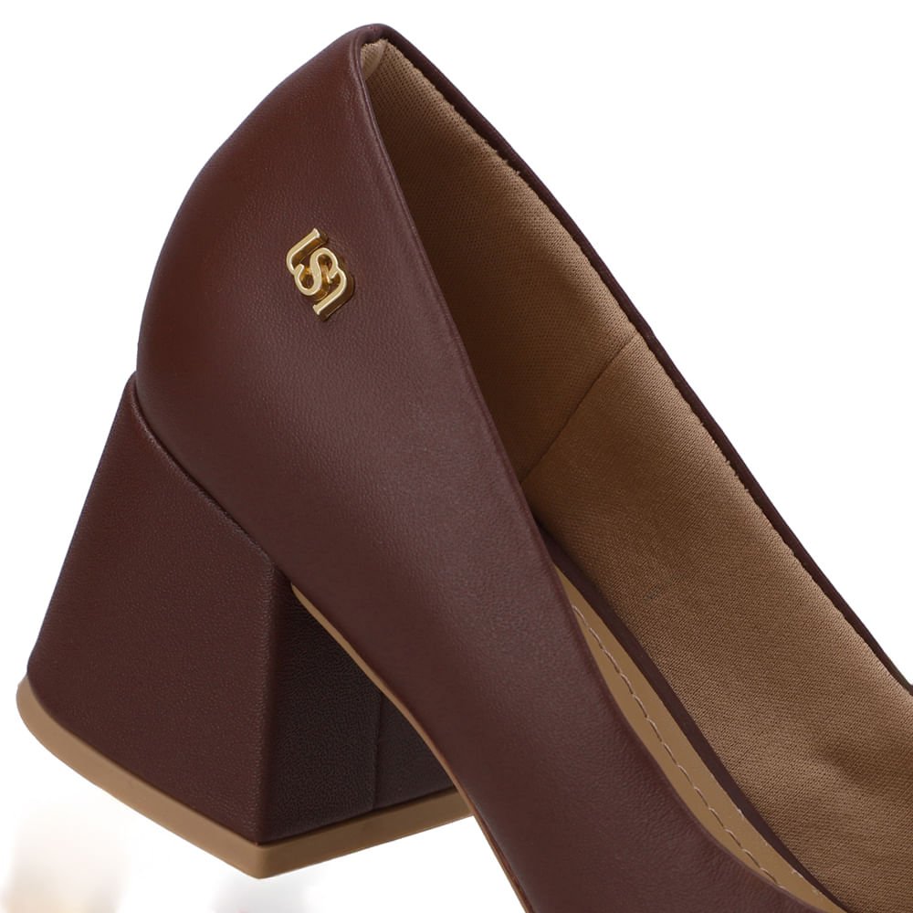Scarpin Vermelho Bico Fino Couro Vermelho 4