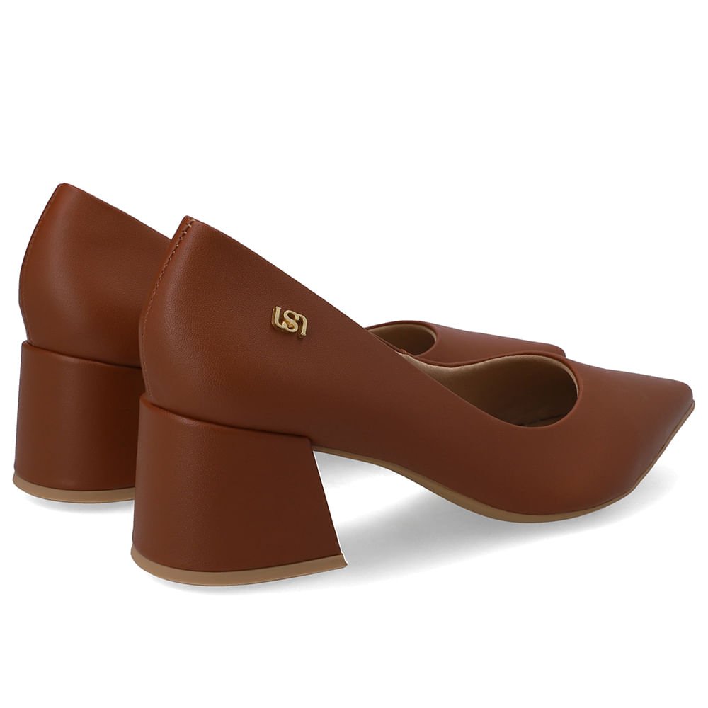 Scarpin Marrom Bico Fino Couro Marrom 3