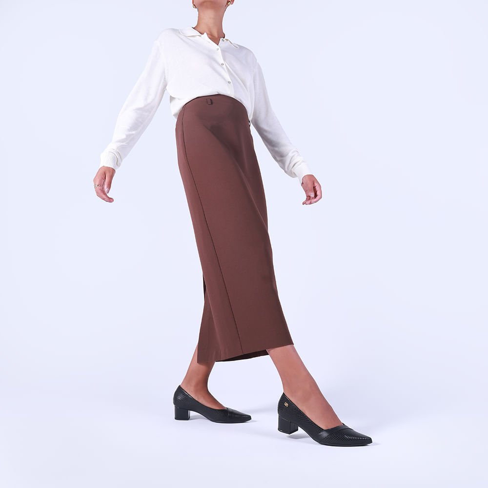 Scarpin Couro Preto Bico Fino Preto 4