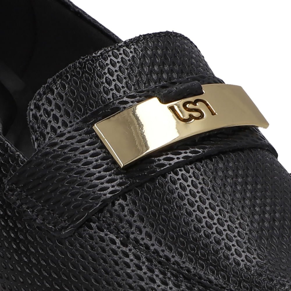 Loafer Preto Couro Salto Bloco Chapa Monograma Preto 4
