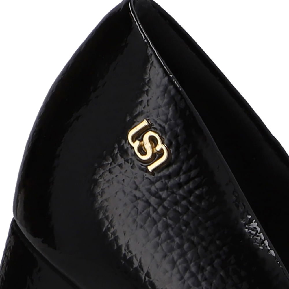 Scarpin Preto Bico Redondo Couro Preto 4
