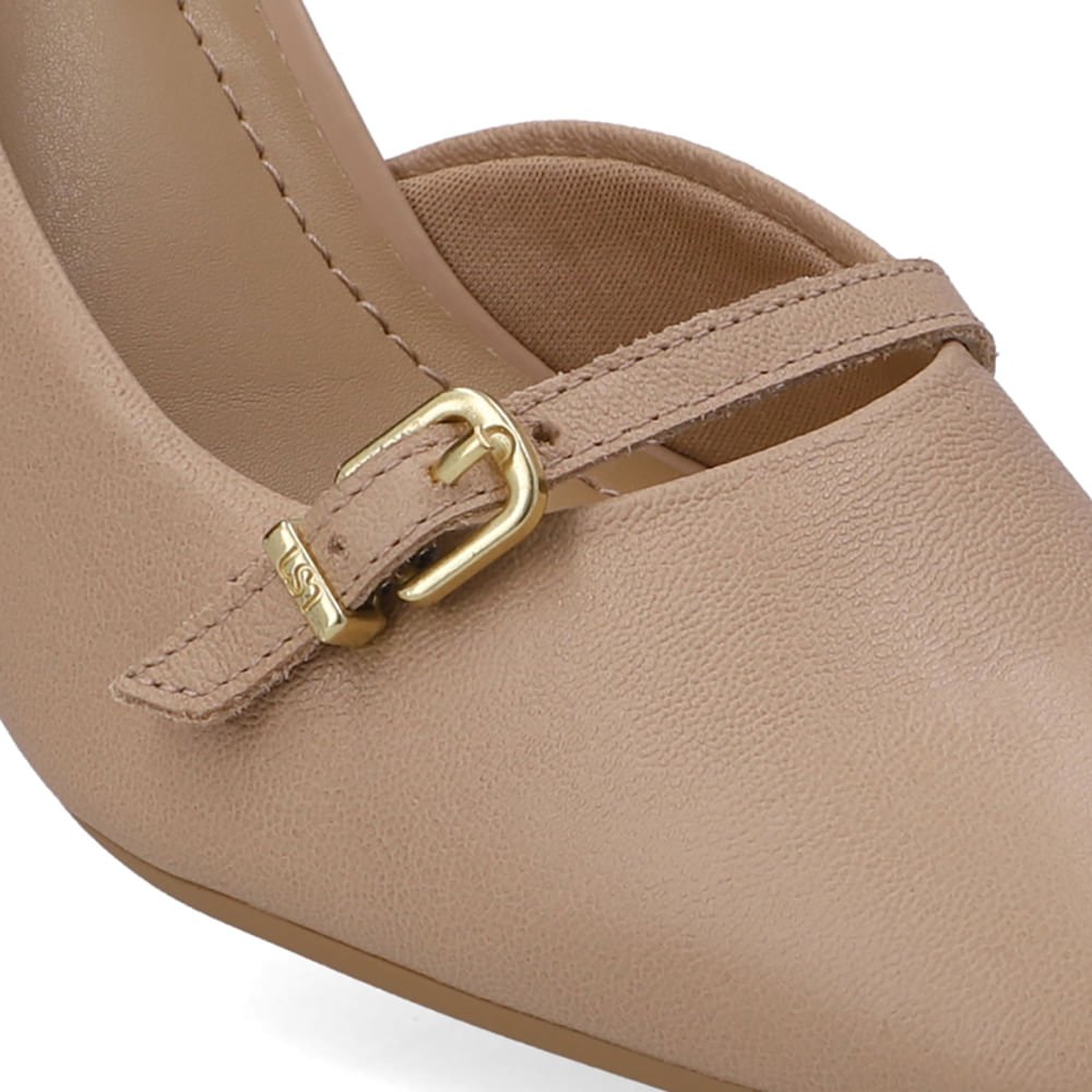Scarpin Bege Bico Redondo Couro Tira Enfeite Bege 4