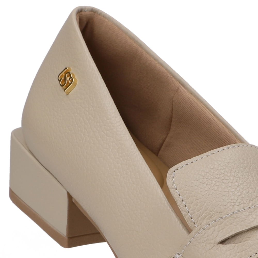 Loafer Couro Bege Bico Fino Bege 4
