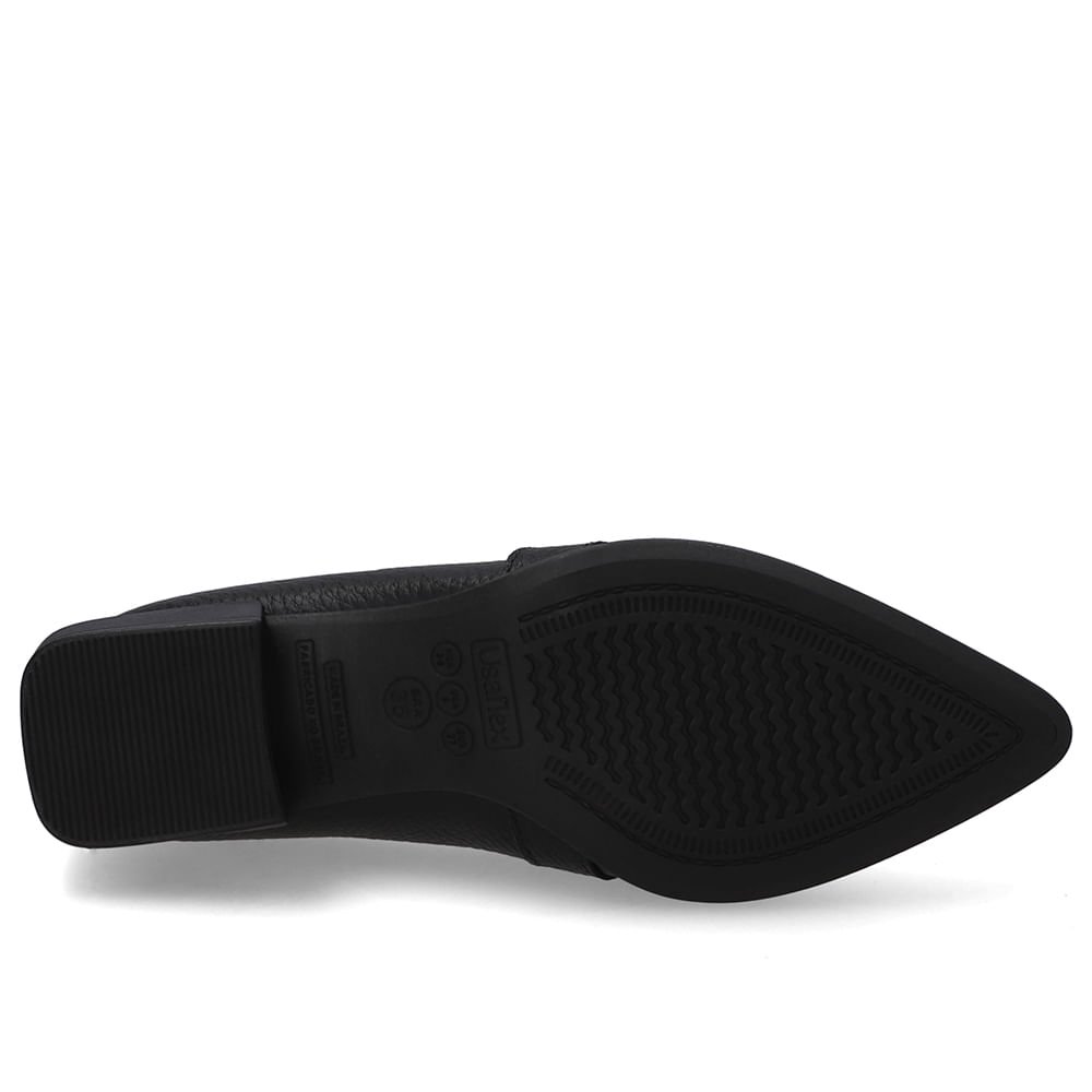 Loafer Couro Preto Bico Fino Tira Ilhós Preto 5