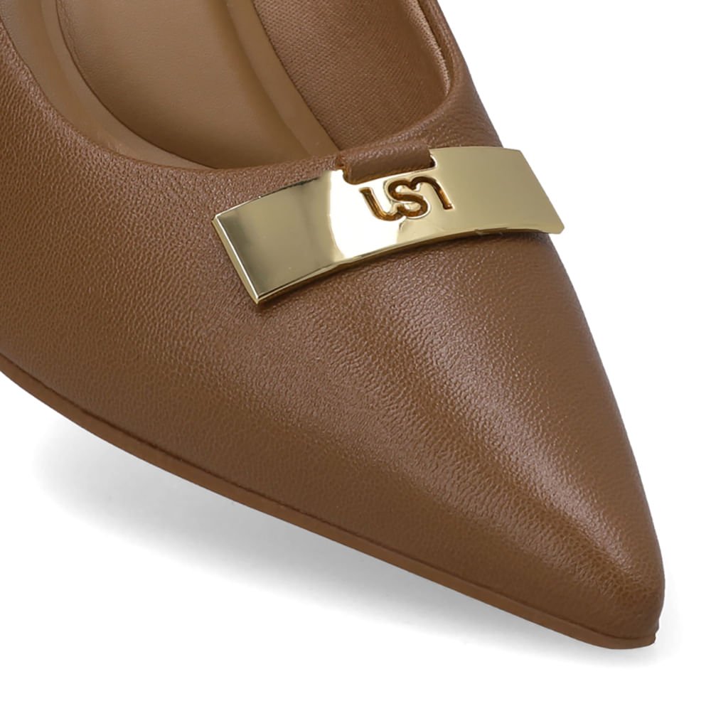 Scarpin Couro Marrom Enfeite Chapa Marrom 4
