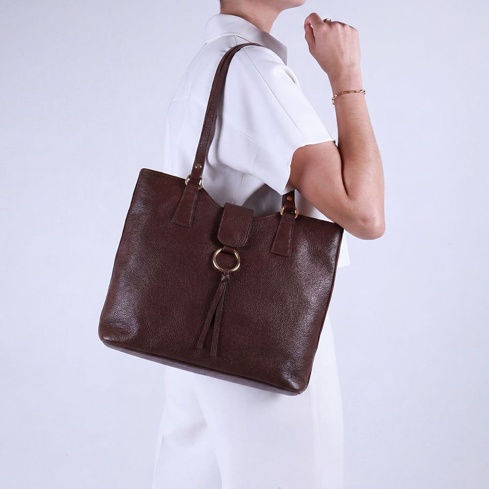Bolsa Shopper Couro Marrom Detalhe Pingente Marrom 5