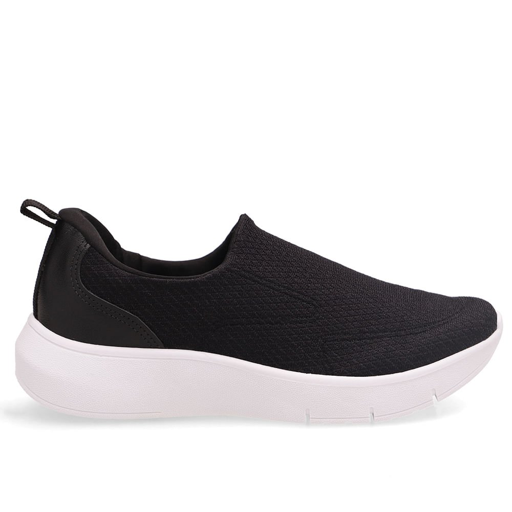 Tênis Preto Slip On Em Tecido e Couro