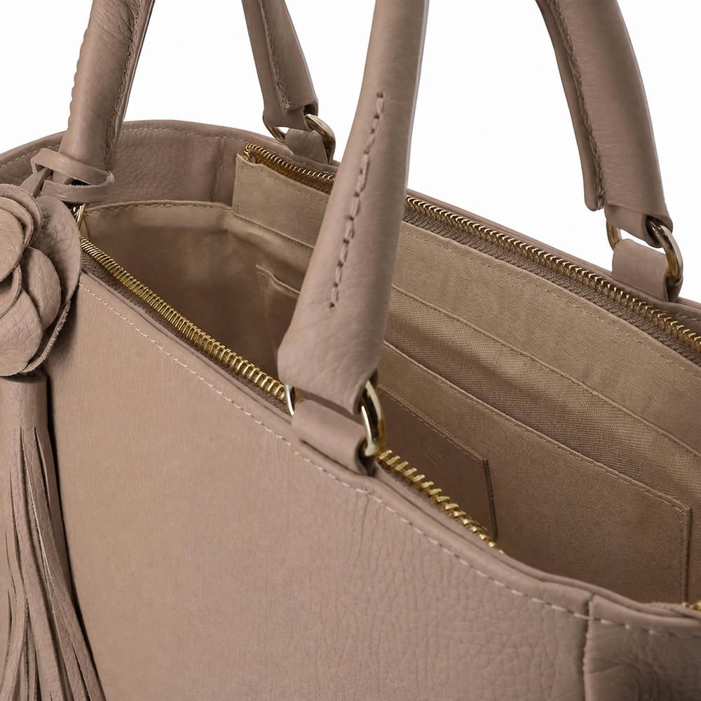 Bolsa Tote Couro Bege Com Charm Flor Bege 3