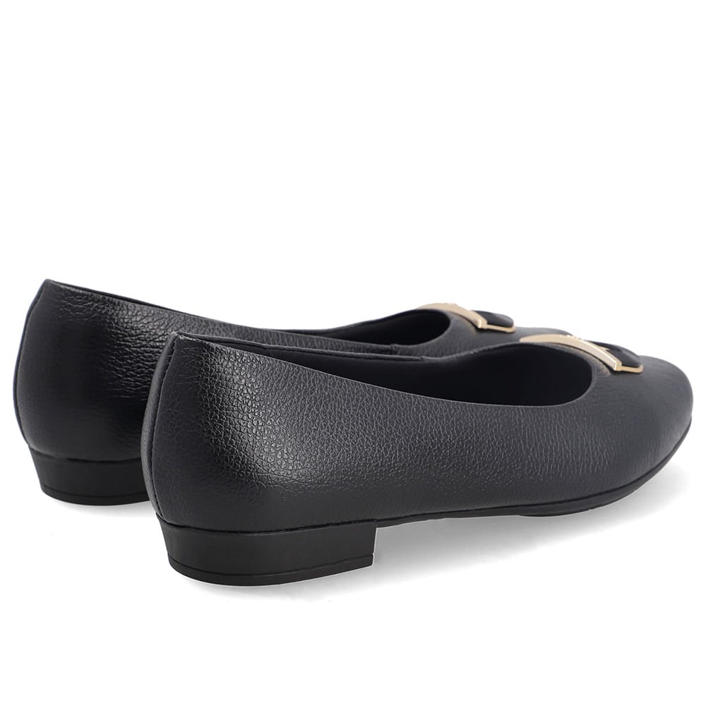 Sapatilha Em Couro Preto Com Enfeite Preto 3