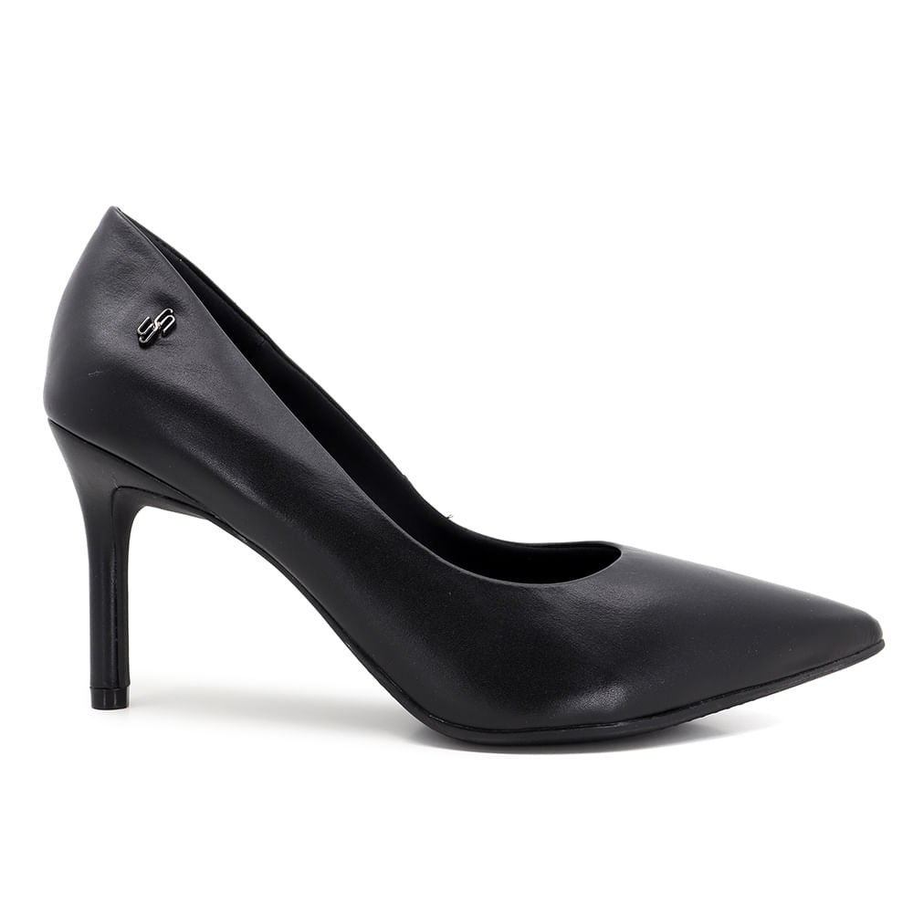 Scarpin Bico Fino Couro Preto