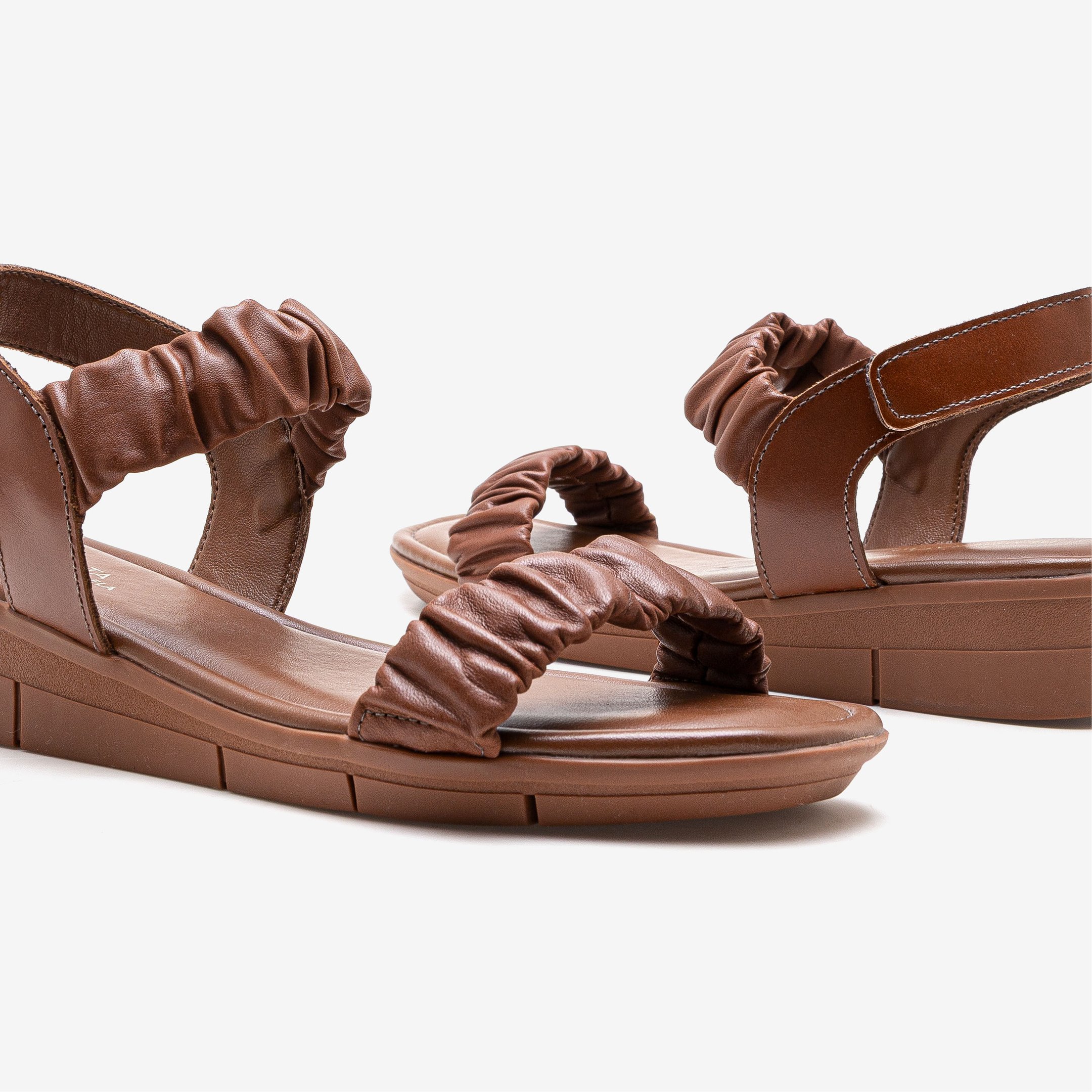 Sandália Feminina Lia Couro Marrom Marrom 4