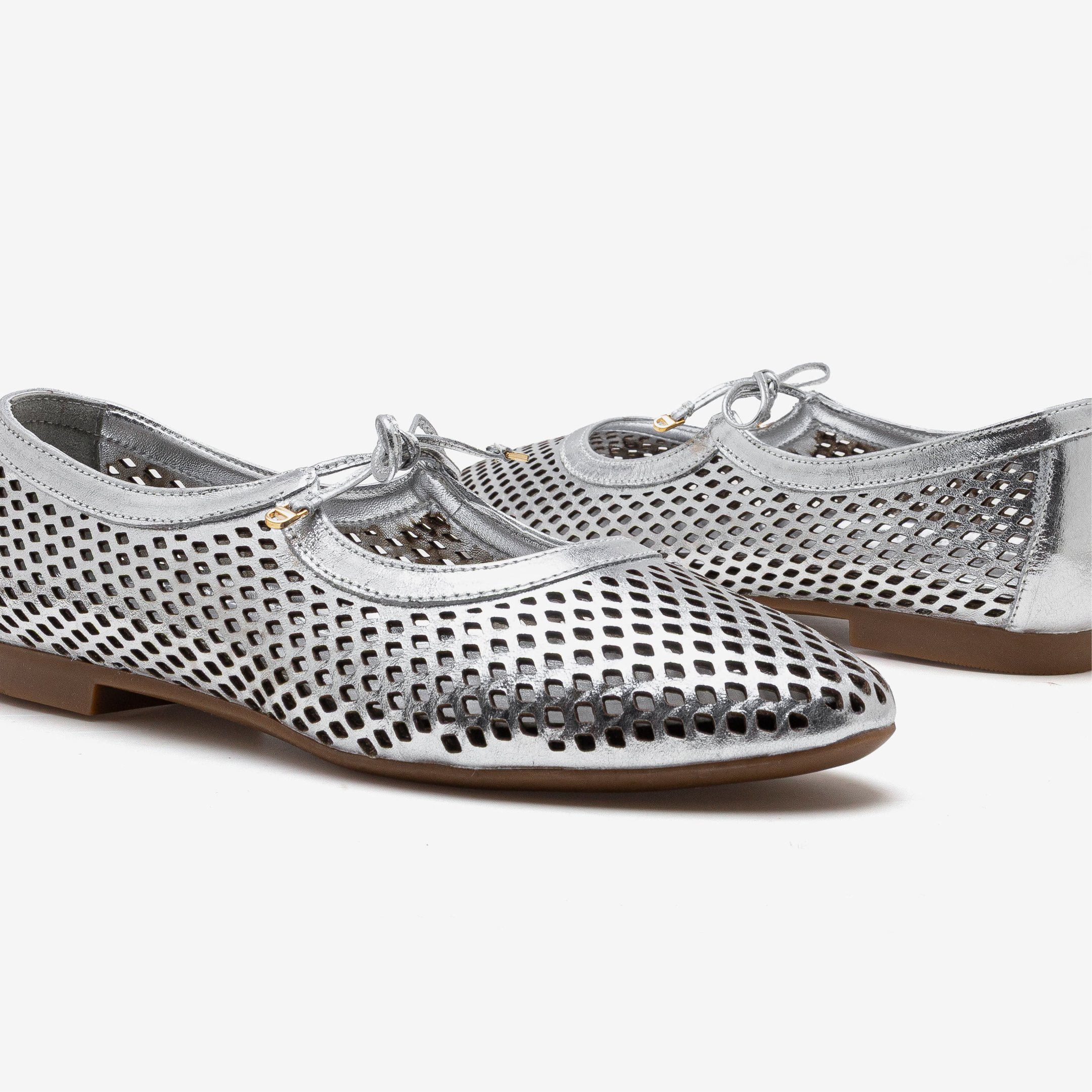 Sapatilha Feminina Lorena Couro Prata Prata 4
