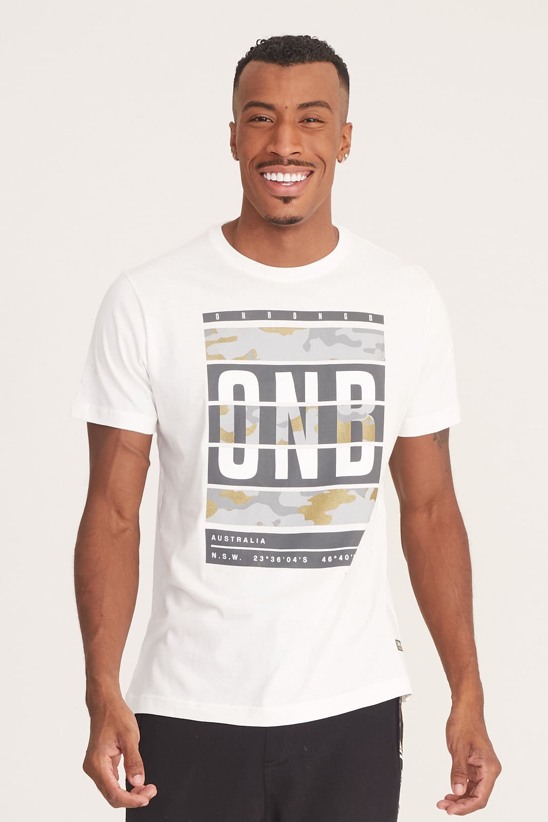 Camiseta Onbongo Estampada Off White