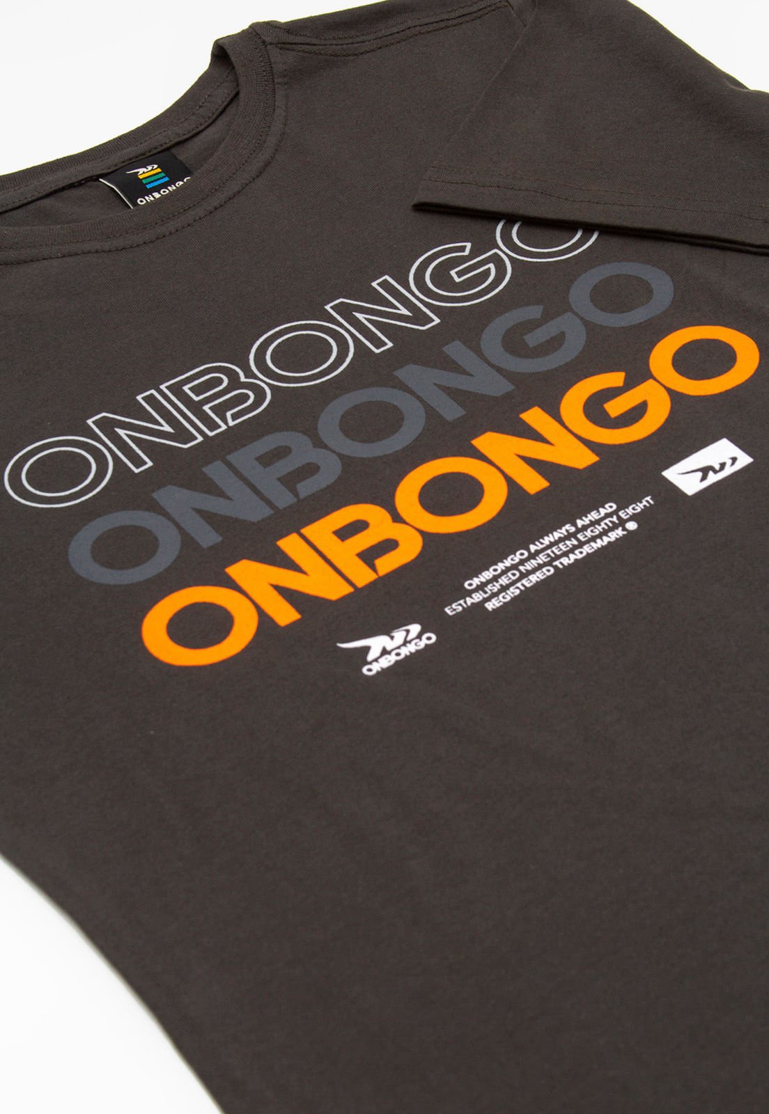 Camiseta Onbongo Juvenil Estampada Cinza Escuro