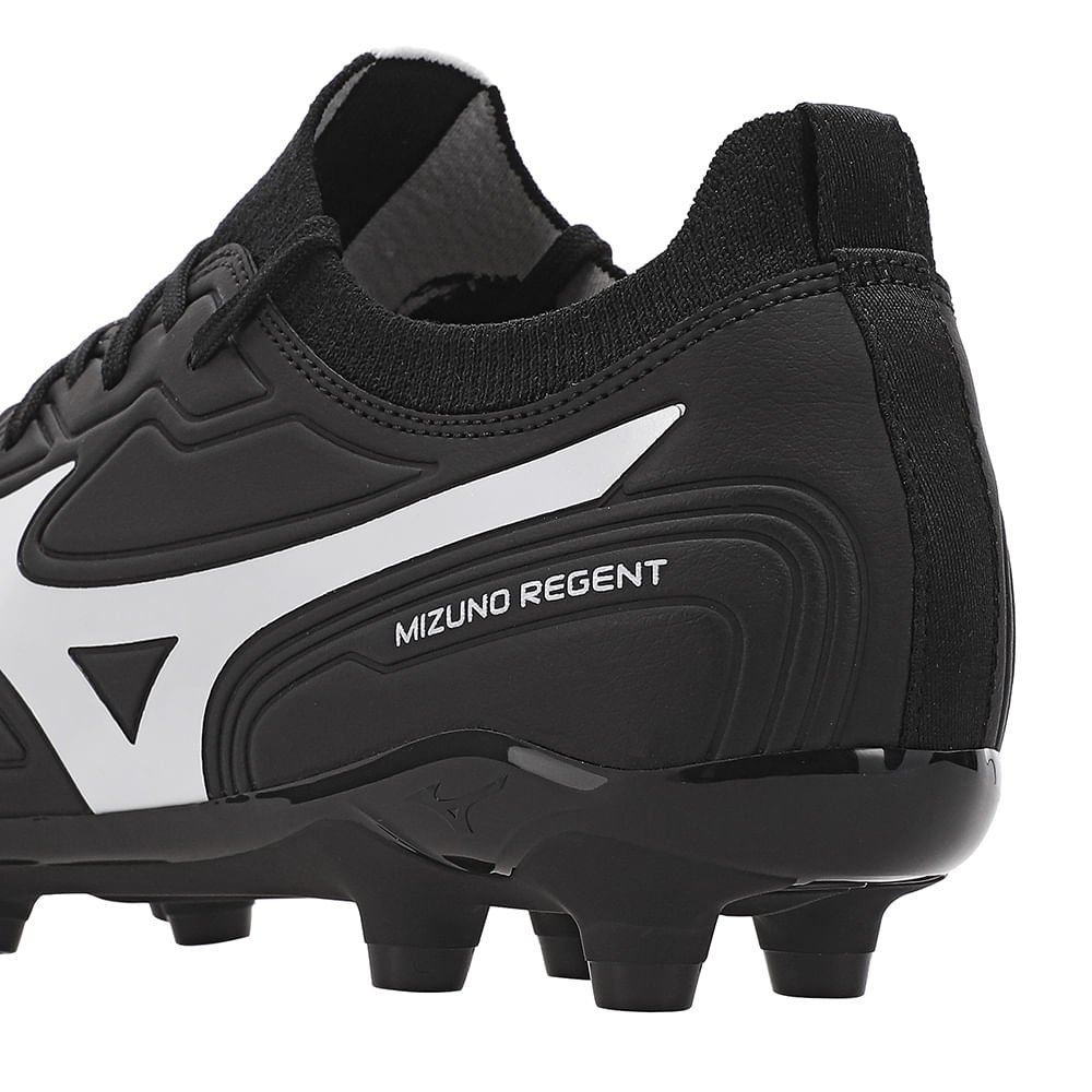 Chuteira de Campo Mizuno Regent MD Masculina Preto/Branco